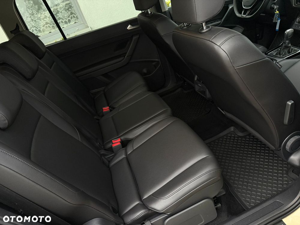 Volkswagen Touran 2.0 TDI SCR DSG Comfortline - 31