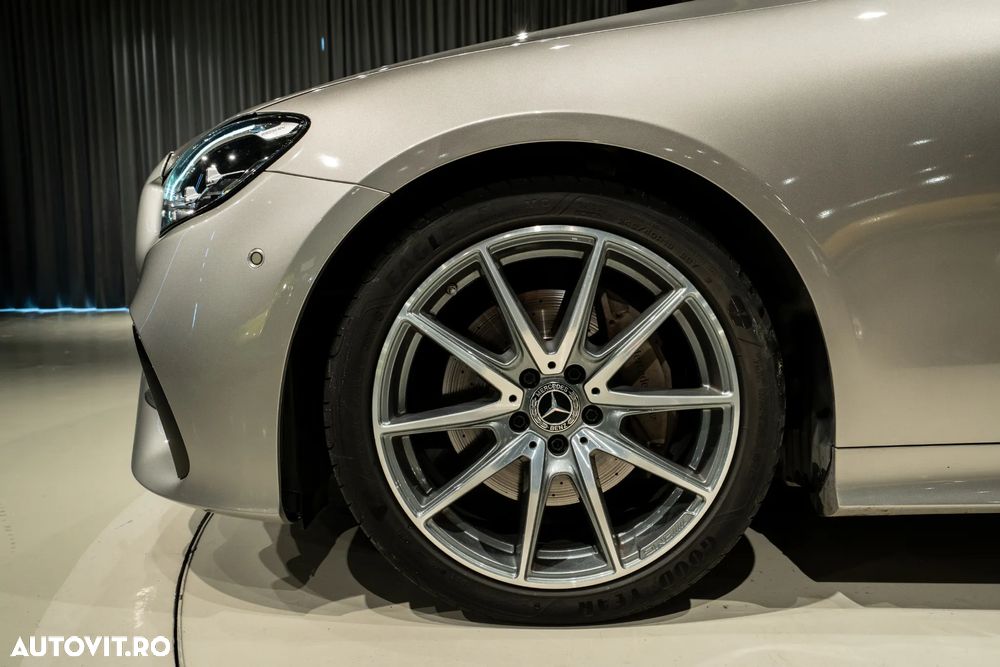 Mercedes-Benz E 220 d 9G-TRONIC AMG Line - 16