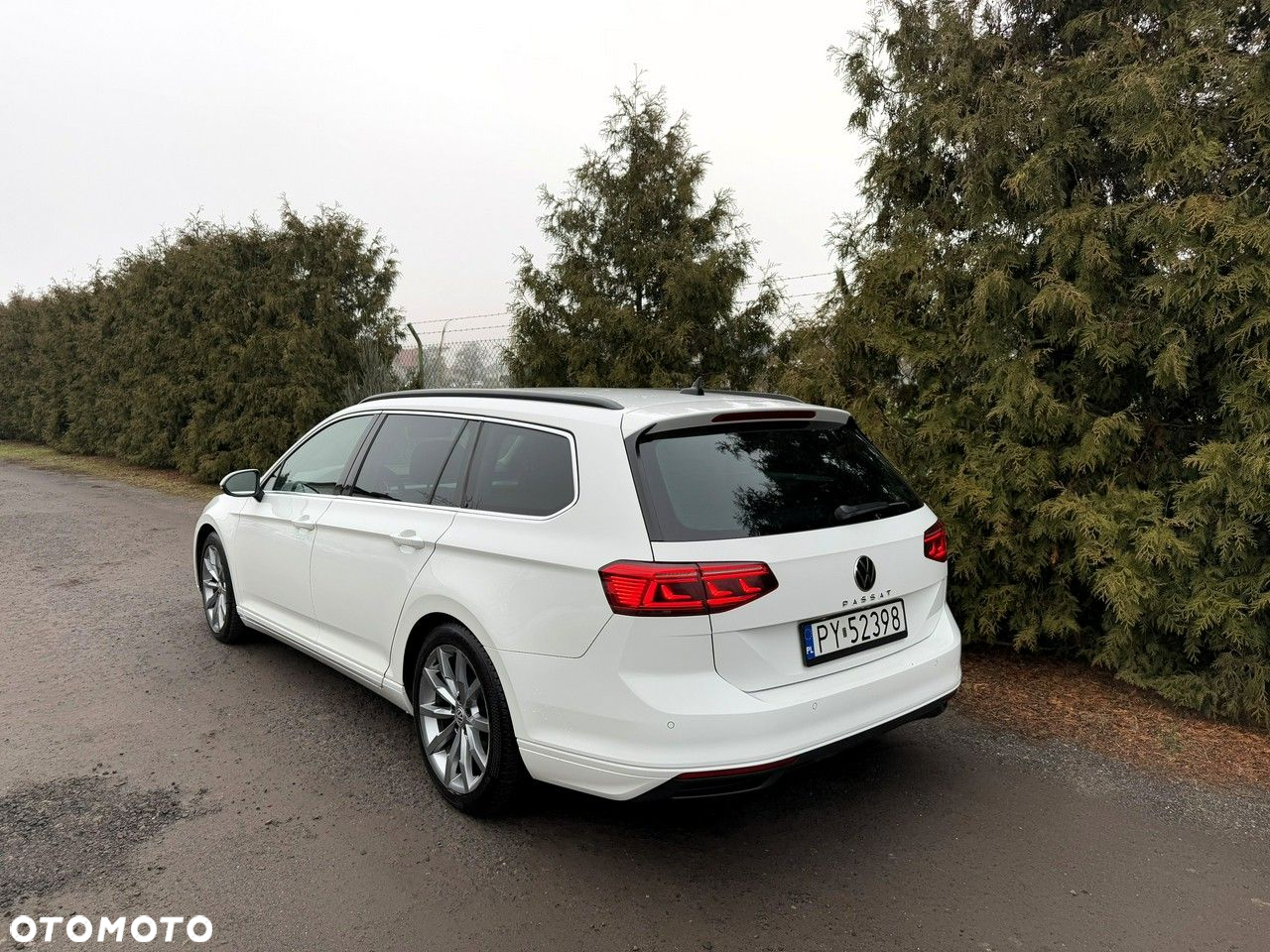 Volkswagen Passat 2.0 TDI Business DSG - 3