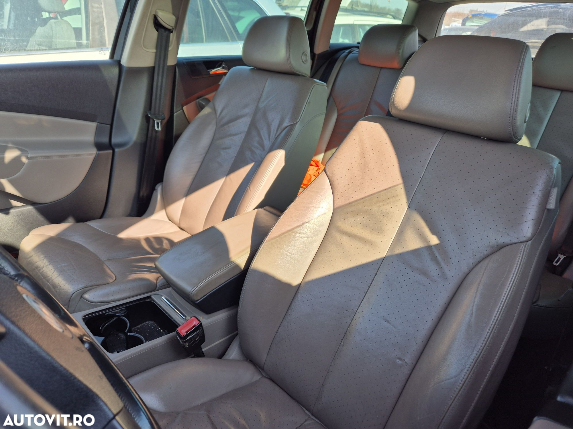 Dezmembram Passat B6 2007 2.0tdi BMR 170cp Automat - 6