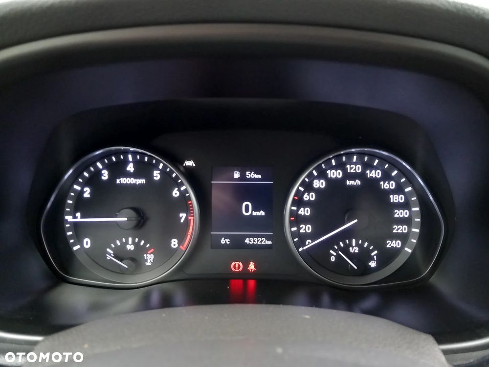 Hyundai i30 1.5 DPI Modern - 23