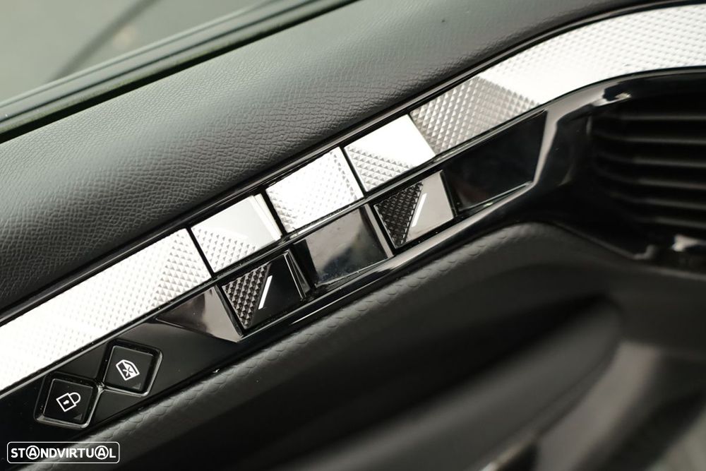 DS DS4 1.2 PureTech Rivoli EAT8 - 18