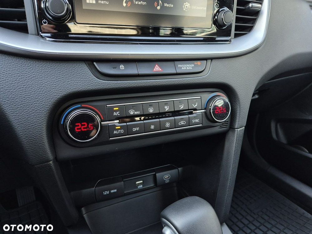 Kia Ceed 1.5 T-GDI M DCT - 26