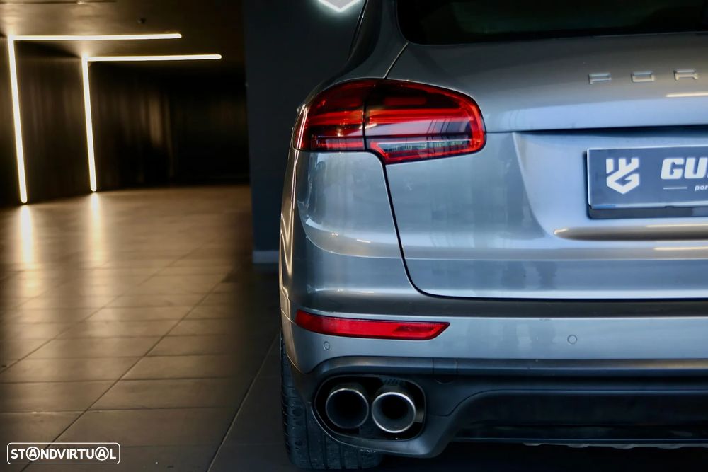 Porsche Cayenne S E-Hybrid Platinum Edition - 7