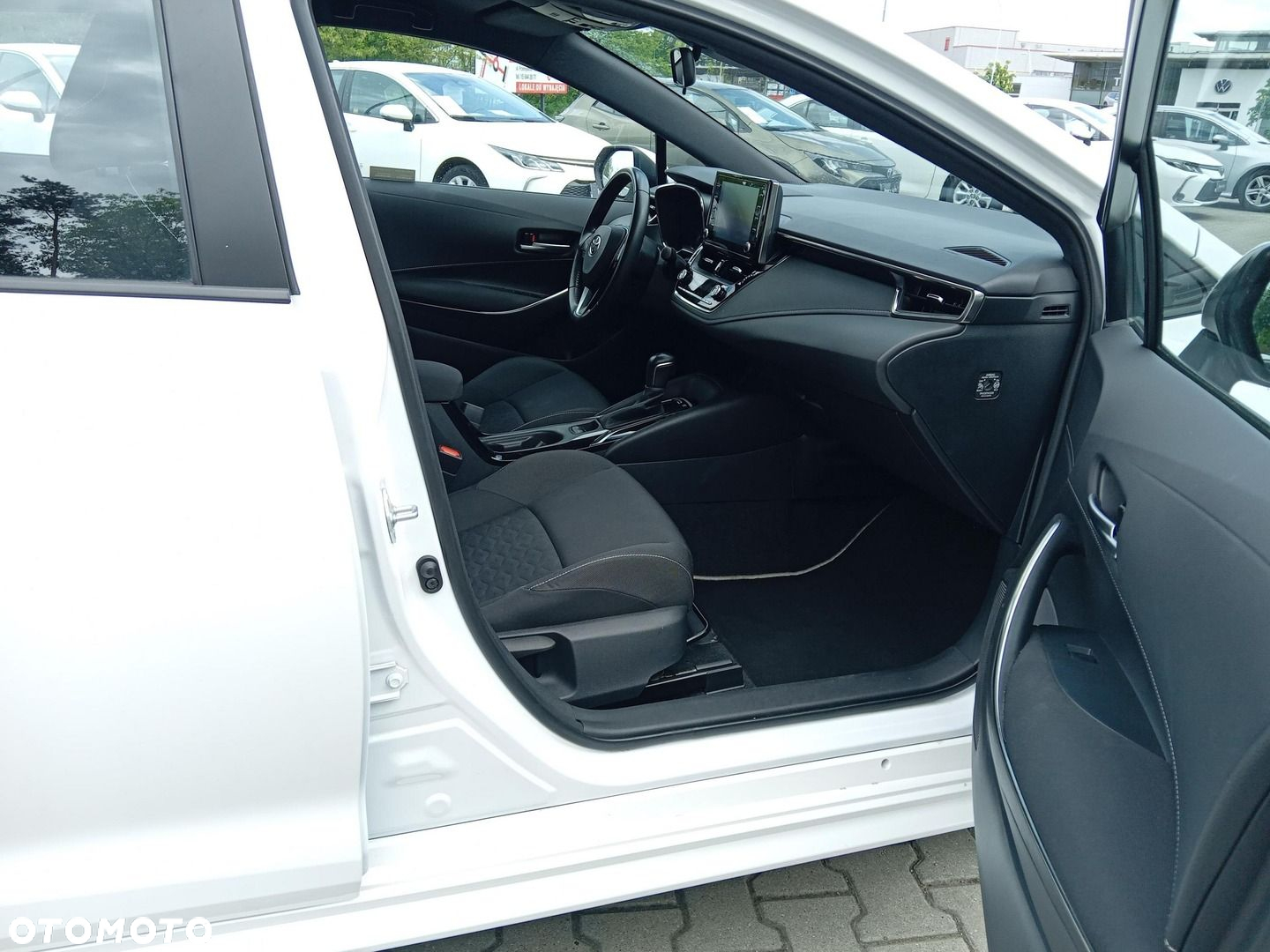 Toyota Corolla - 14