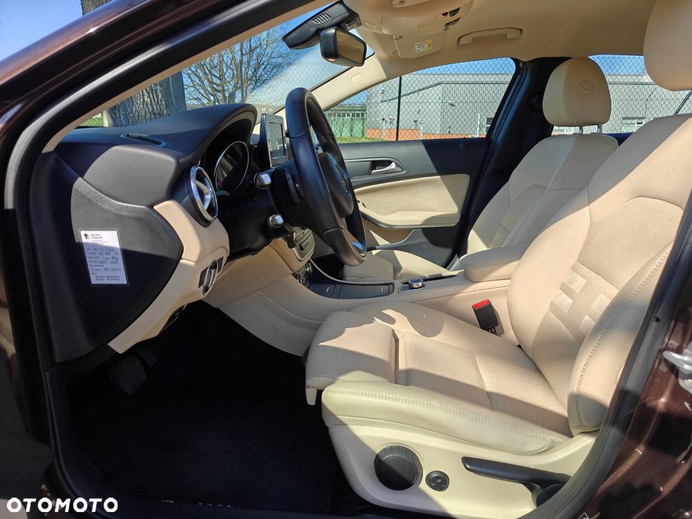 Mercedes-Benz GLA 200 (CDI) d 7G-DCT Style - 30