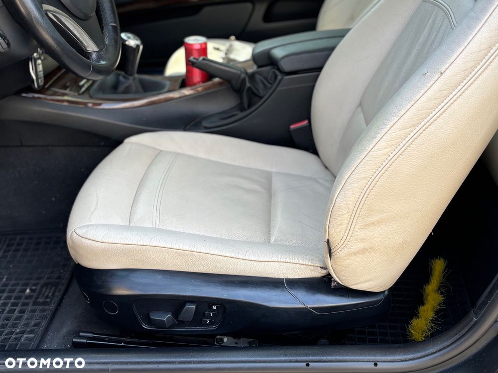 BMW Seria 3 325i M Sport Edition - 27
