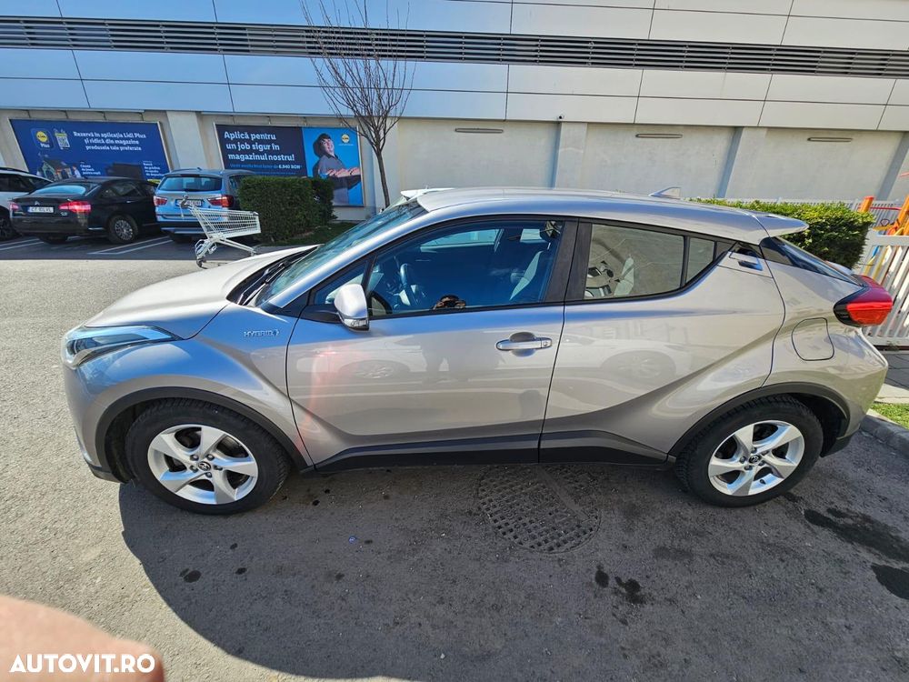 Toyota C-HR - 11