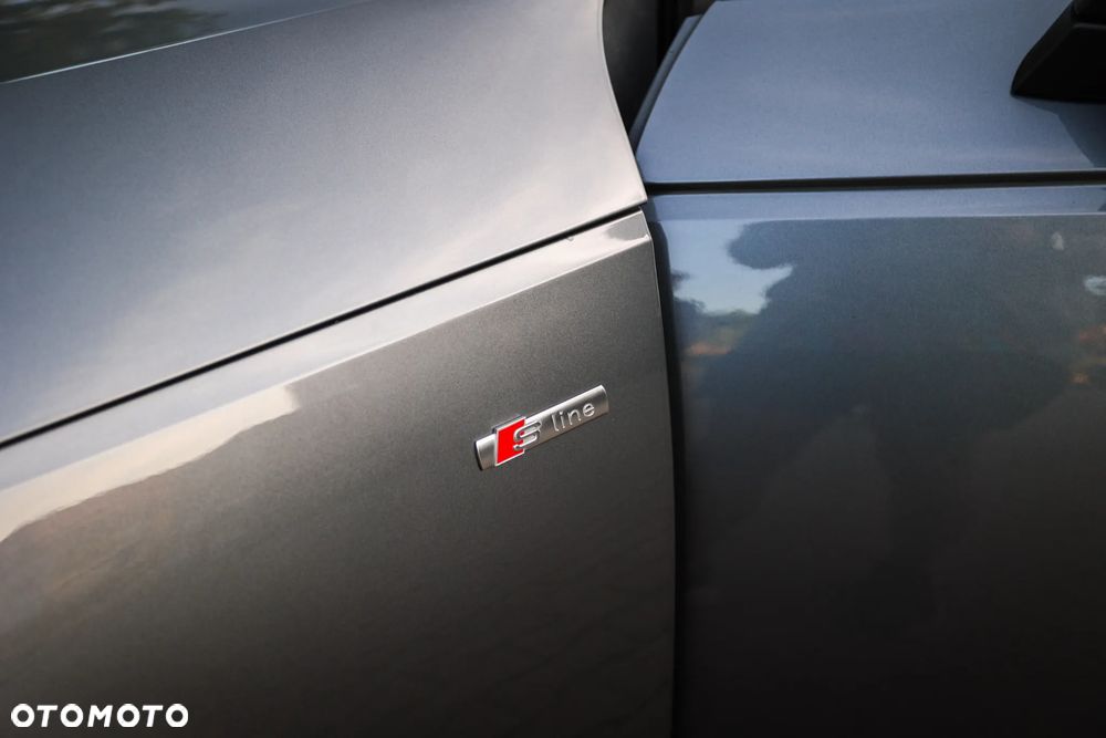 Audi A4 Avant 40 TDI quattro S tronic S line - 10