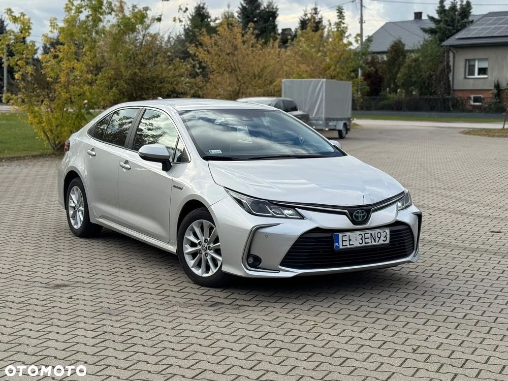 Toyota Corolla 1.8 Hybrid Comfort - 35