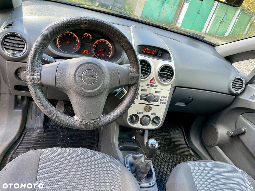 Opel Corsa - 12