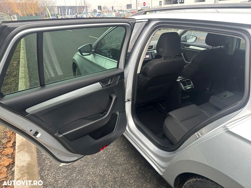 Skoda Superb 2.0 TDI 4X4 Style - 12