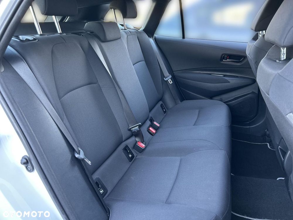 Toyota Corolla 1.8 Hybrid Active - 24