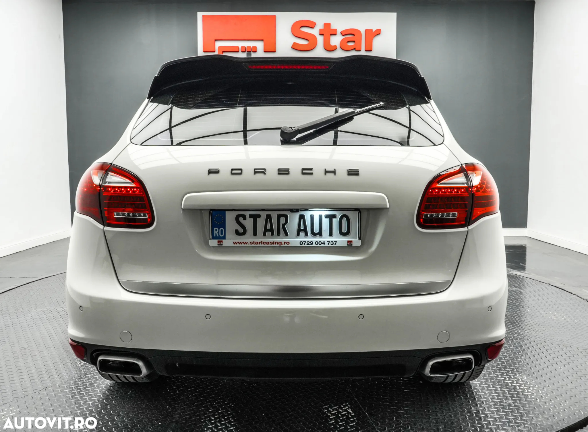 Porsche Cayenne 3.0 L V6 - 5