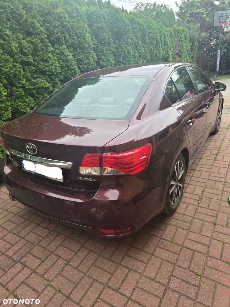 Toyota Avensis 1.8 Premium MS - 7