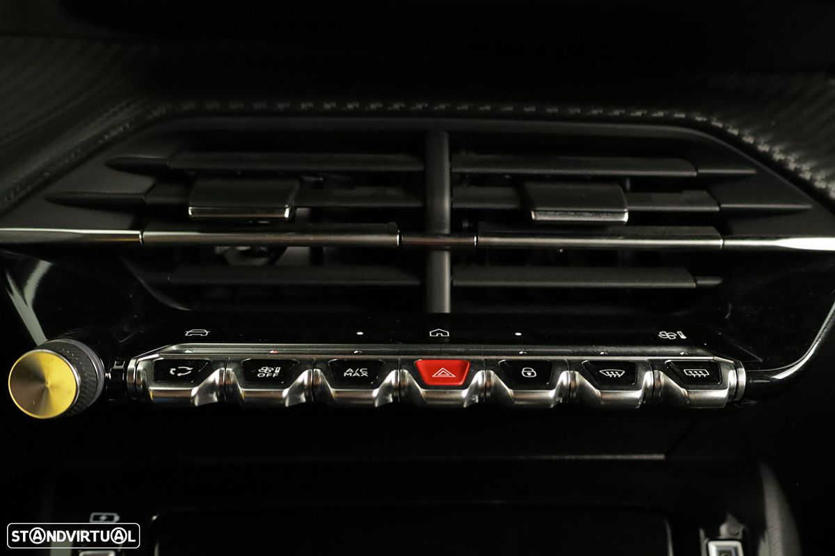 Peugeot 2008 1.2 PureTech Allure EAT8 - 13