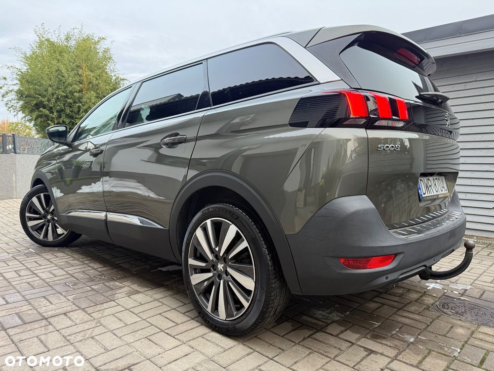 Peugeot 5008 - 3