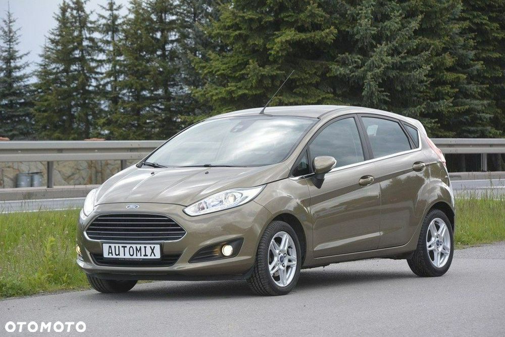 Ford Fiesta 1.0 EcoBoost STart-Stop Titanium - 2