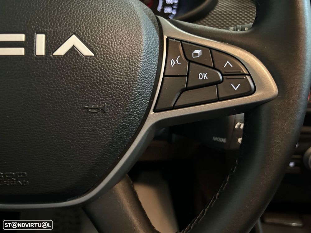 Dacia Jogger 1.0 TCe Extreme 7L - 35