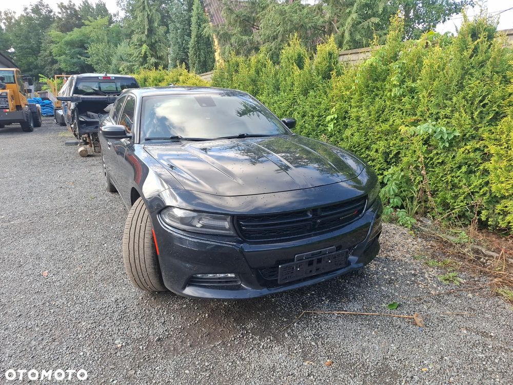 Dodge Charger - 12