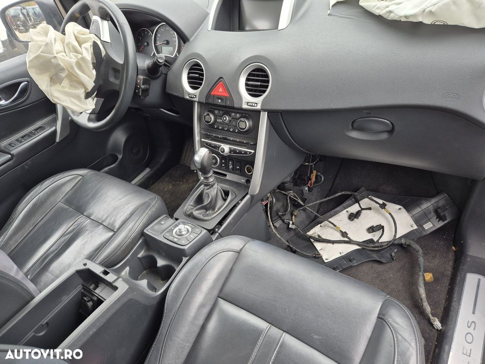 Dezmembram Renault Koleos 4x4 2009 2.2dci Euro 4 M9R - 3