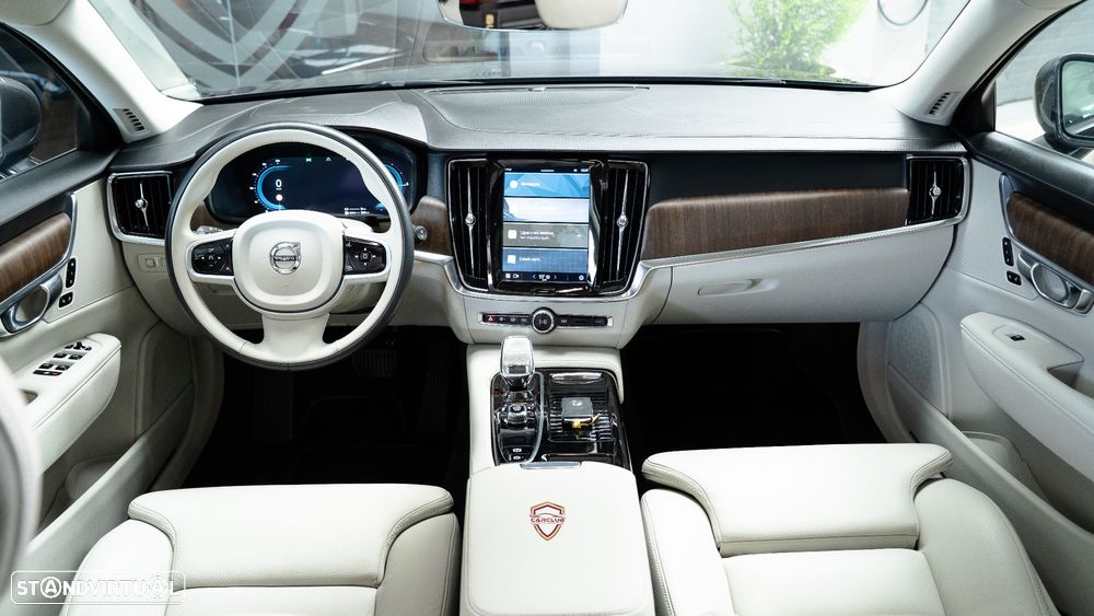 Volvo V90 2.0 T6 PHEV Inscription AWD - 29
