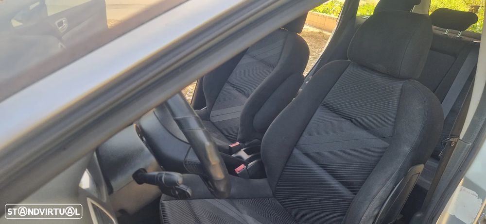 Peugeot 307 SW 1.6 HDi - 11