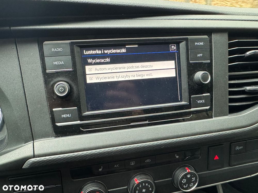 Volkswagen Transporter - 21