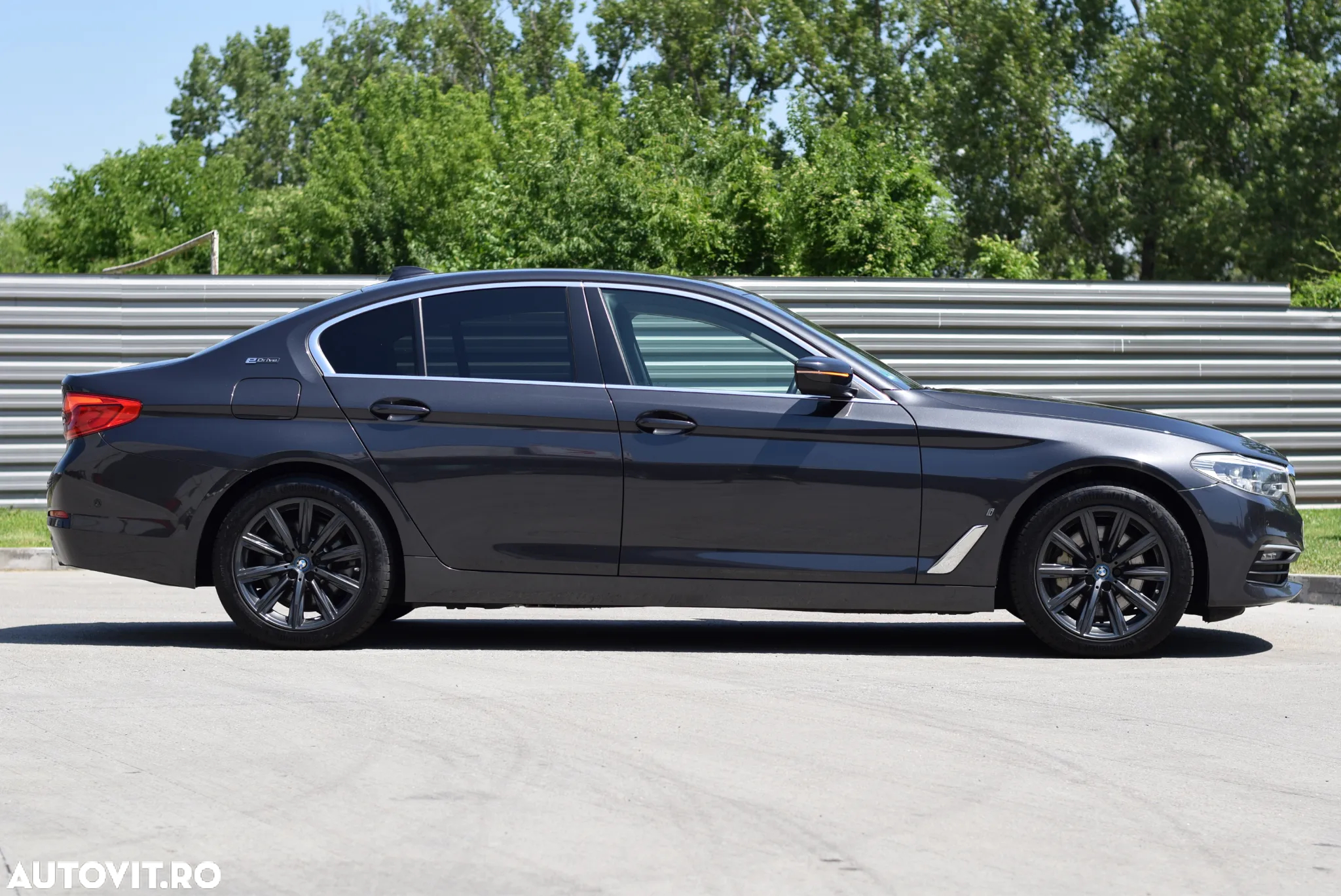 Mercedes-Benz E 300 Aut. - 32