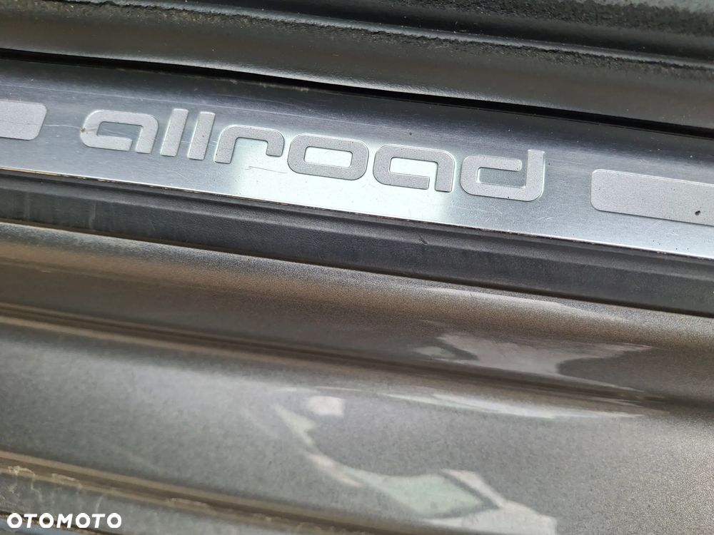 Audi A4 Allroad - 22