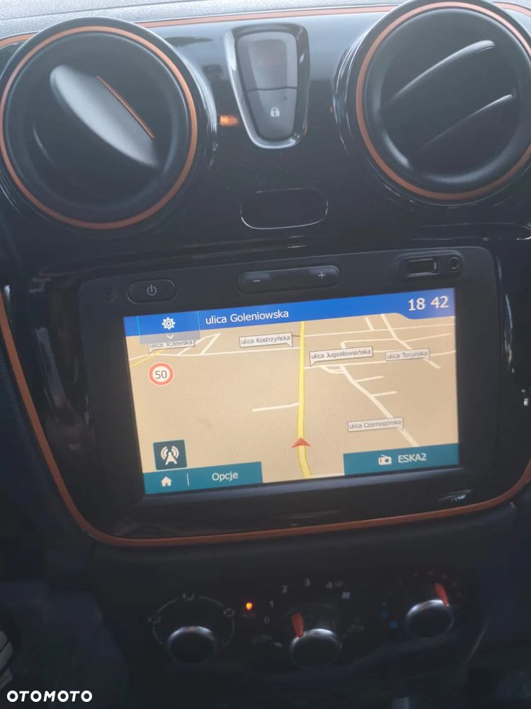 Dacia Lodgy dCi 110 Stepway Celebration - 7