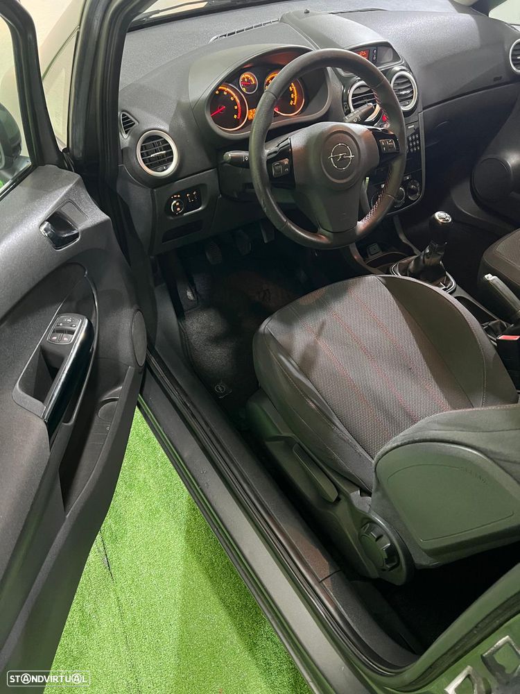 Opel Corsa 1.2 Black Edition - 8