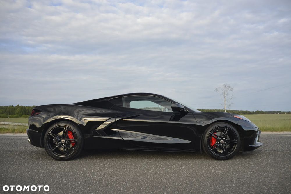 Chevrolet Corvette - 8