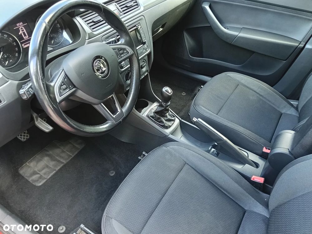 Skoda RAPID 1.6 TDI DPF Ambition - 19