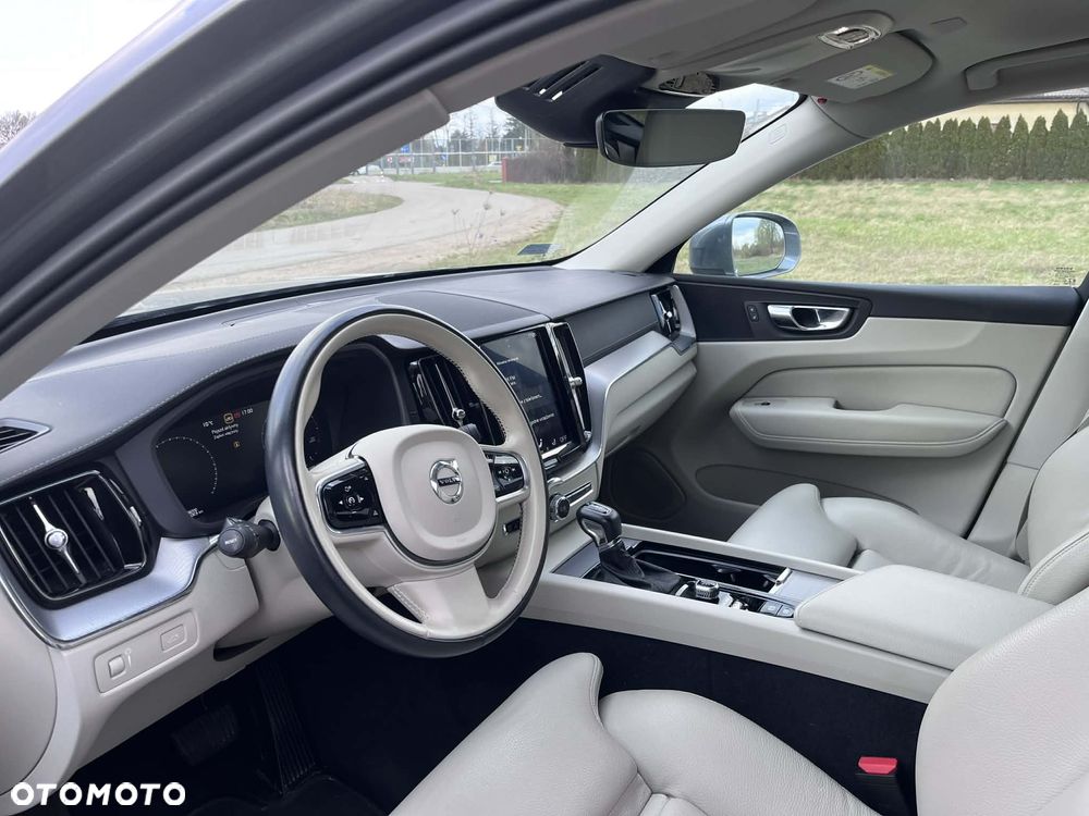 Volvo XC 60 D4 Inscription - 8