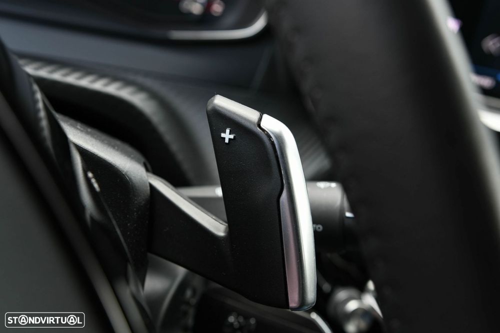 Peugeot 208 1.2 PureTech Allure EAT8 - 19