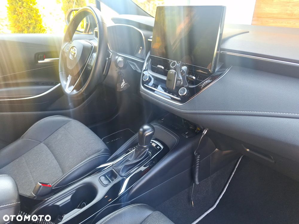 Toyota Corolla - 16