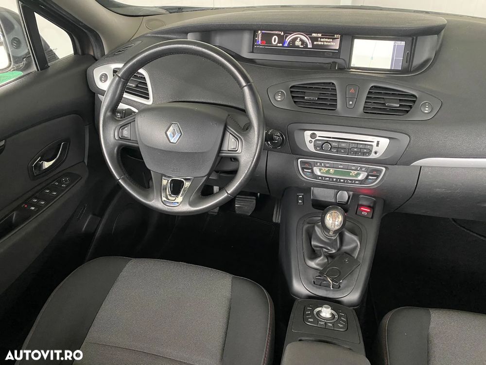 Renault Grand Scenic - 14