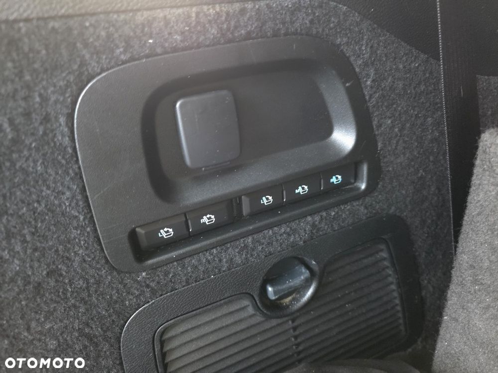 Ford Galaxy 2.0 EcoBlue Titanium - 26