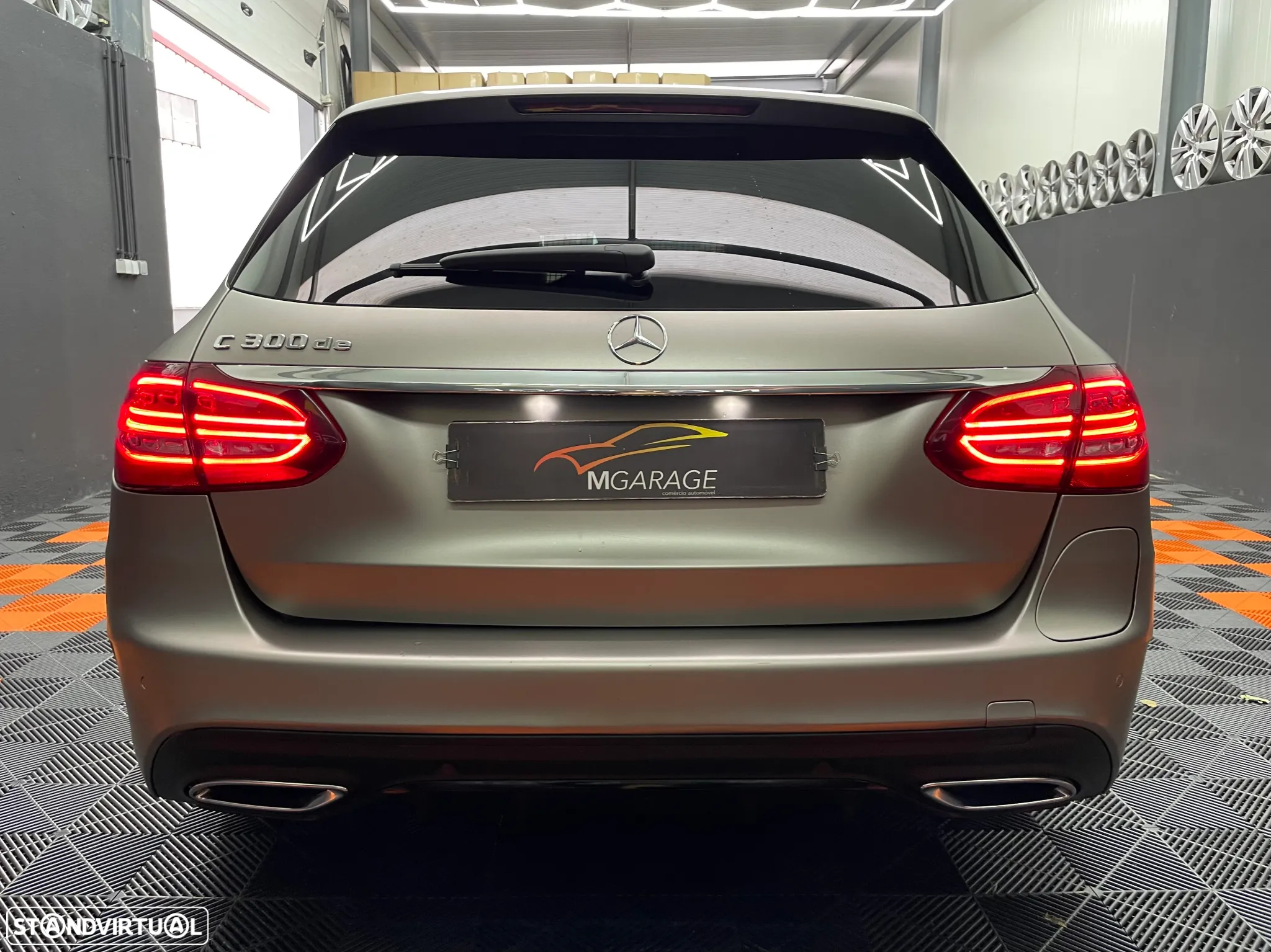 Mercedes-Benz C 300 de AMG Line - 14