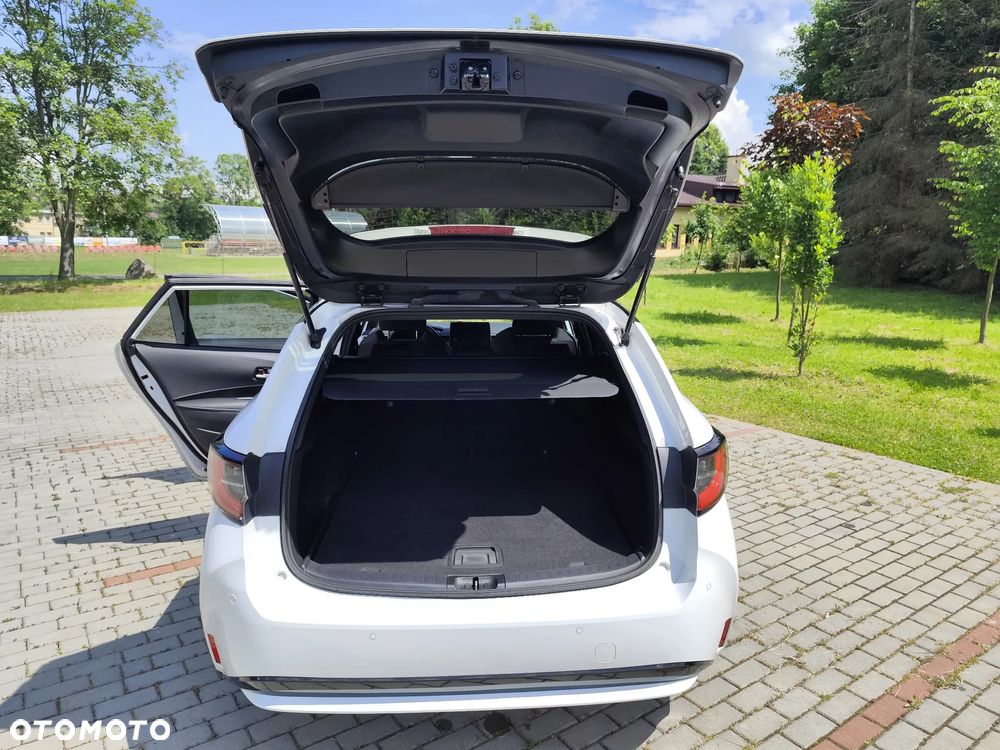 Toyota Corolla 1.8 Hybrid GPF Comfort - 30