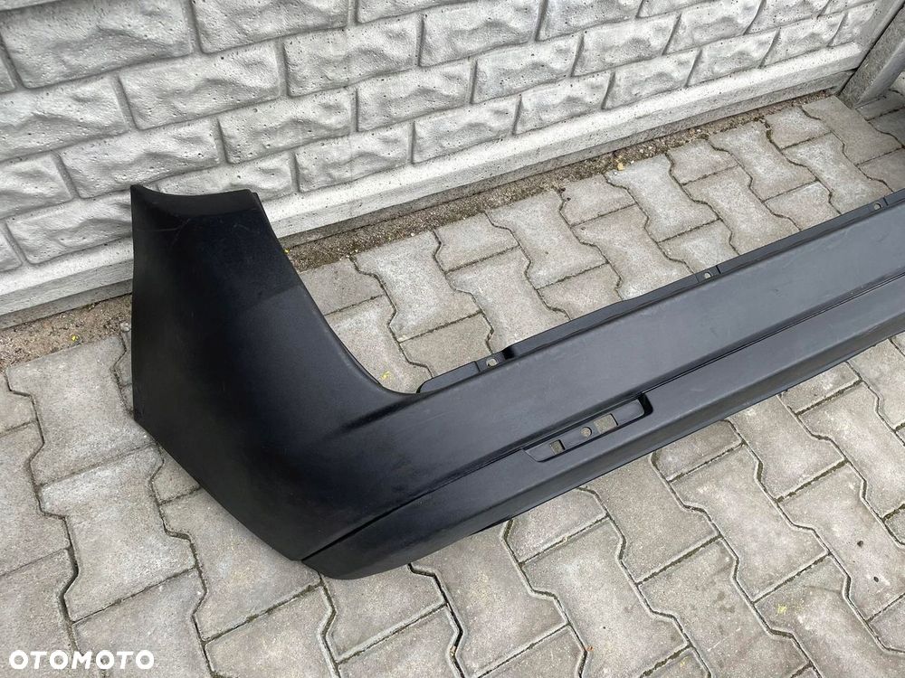 Fiat Doblo rok 2010 - Zderzak tył bez PDC Fiat 735473499 - 2