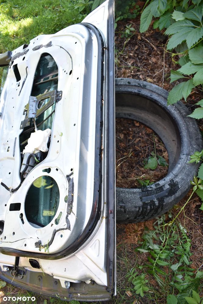 MERCEDES W211 DRZWI PRZEDNIE PRZÓD PRAWE 775 ORYGINAŁ - 13