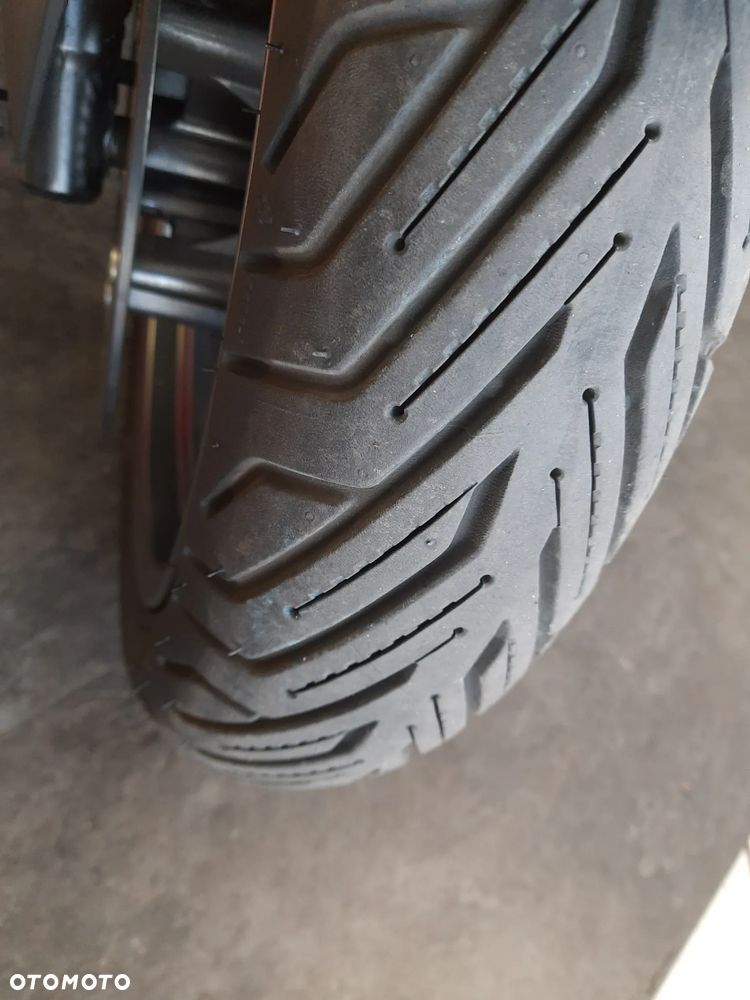 Yamaha X-max - 8