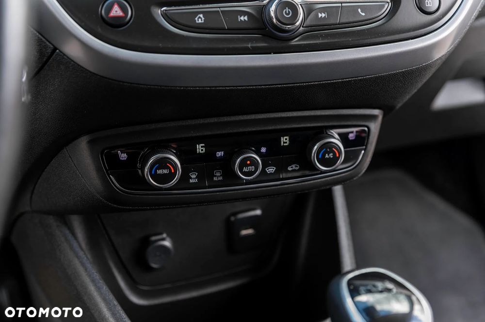 Opel Crossland X 1.2 Start/Stop Edition - 28