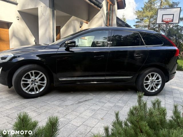 Volvo XC 60 D5 AWD Momentum - 19