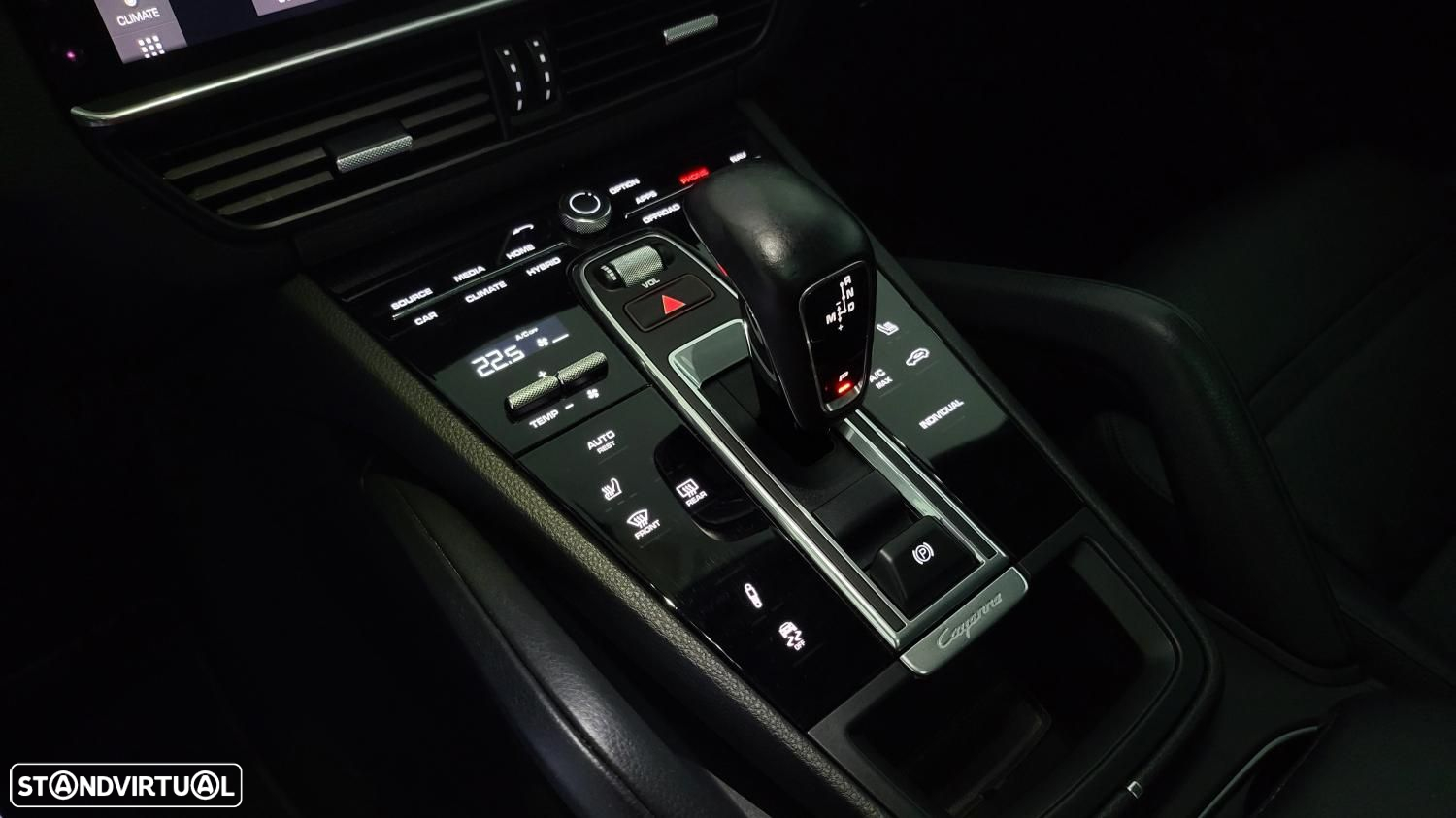Porsche Cayenne Coupé E-Hybrid - 26