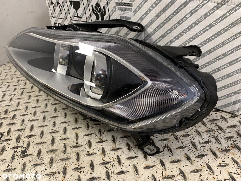 NOWA ORYGINALNA LAMPA LAMPA LEWA PRZEDNIA LEWY PRZÓD LANCIA DELTA 08-14 51876348 - 4