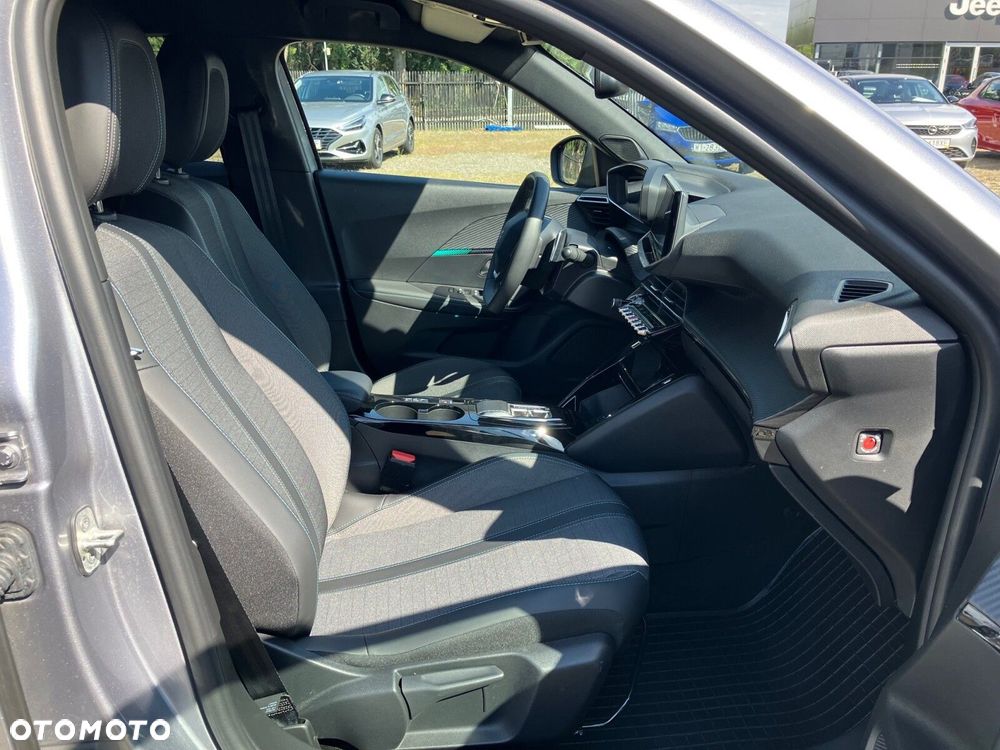 Peugeot 2008 1.2 PureTech Allure Pack S&S EAT8 - 16