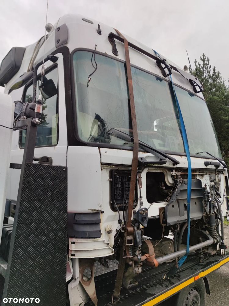 KABINA MERCEDES ACTROS MP1 - 2